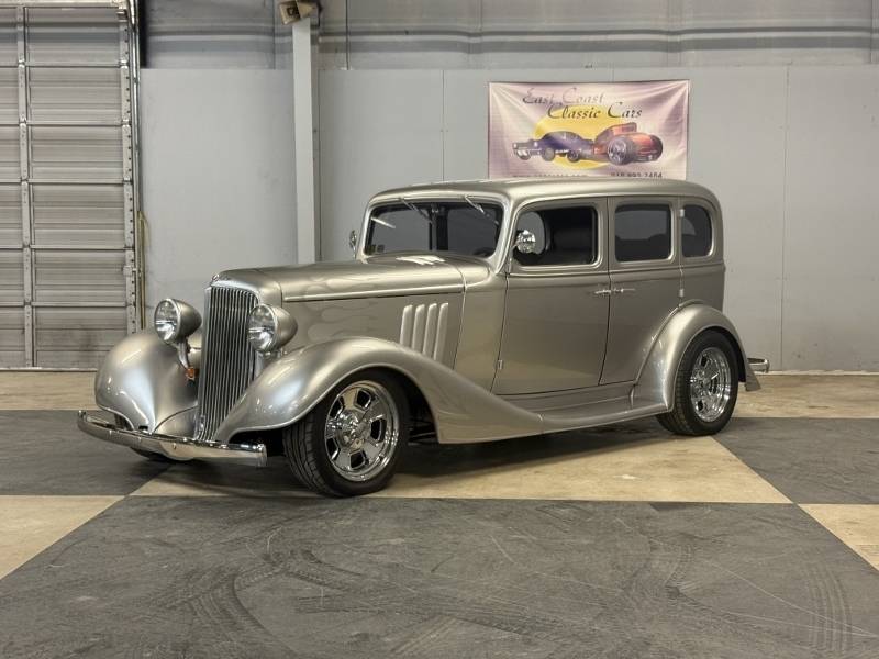 1933 Pontiac Sedan 48