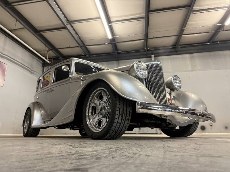 1933 Pontiac Sedan 50