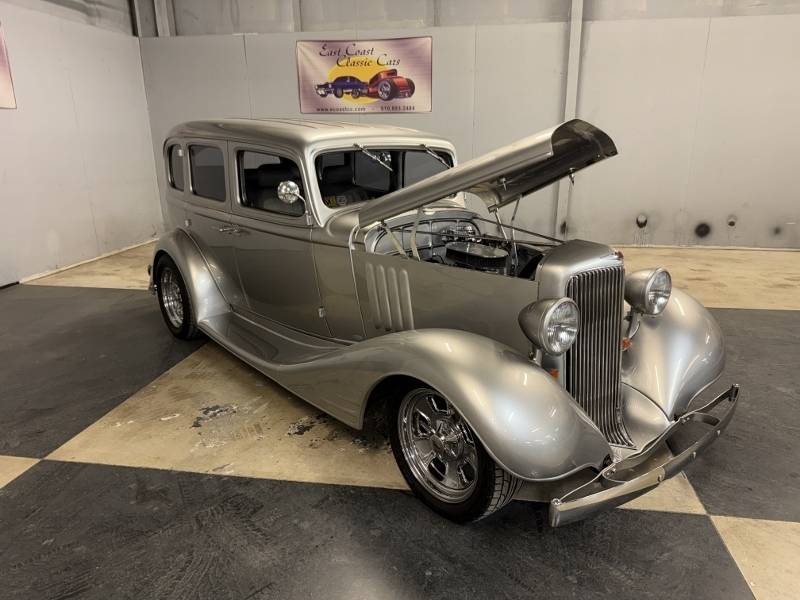 1933 Pontiac Sedan 54