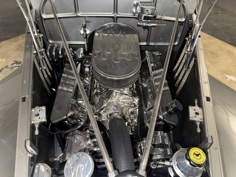 1933 Pontiac Sedan 56