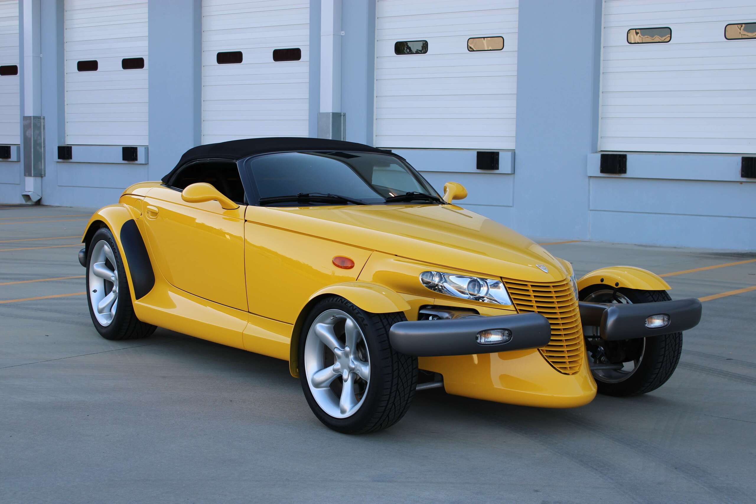 1999 Plymouth Prowler 2
