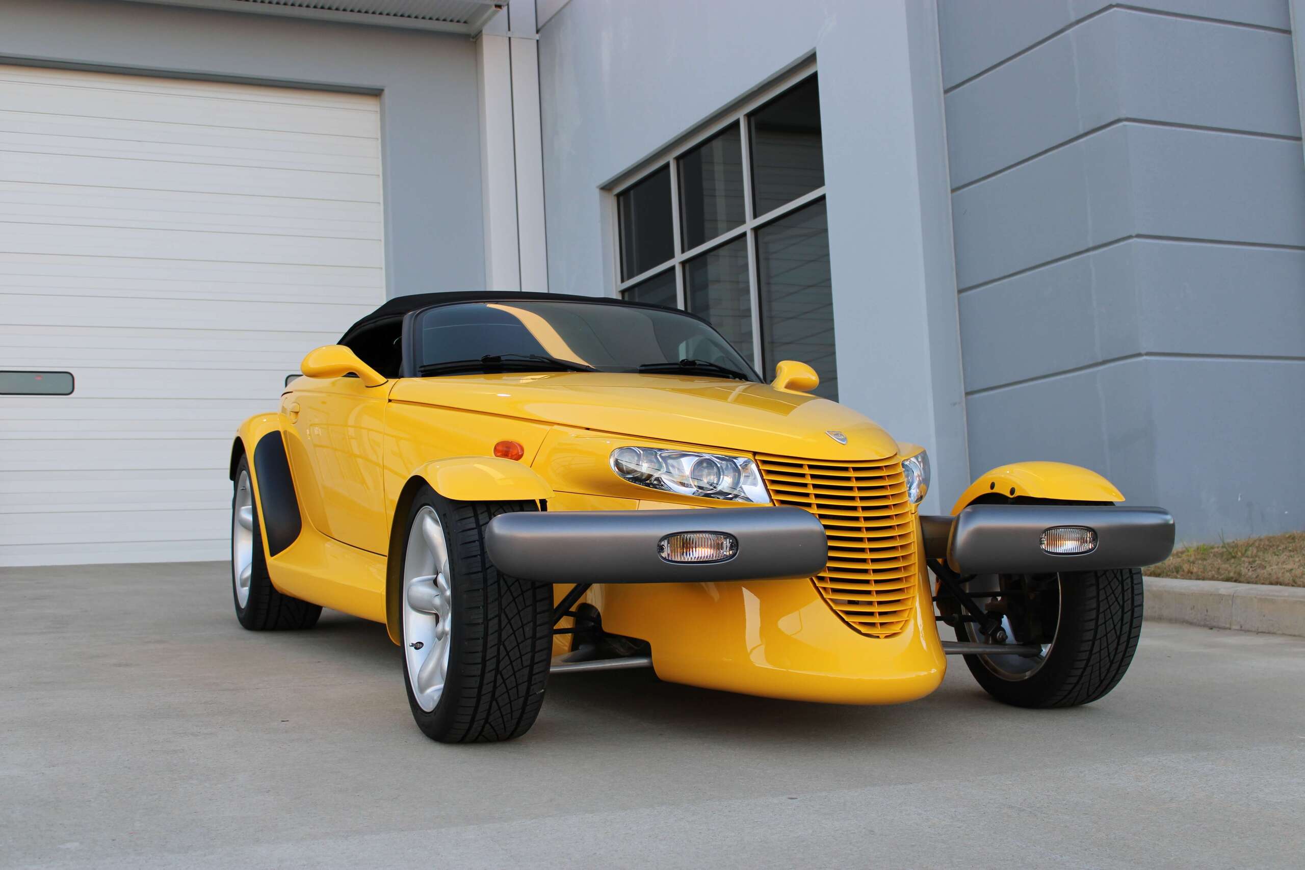 1999 Plymouth Prowler 24