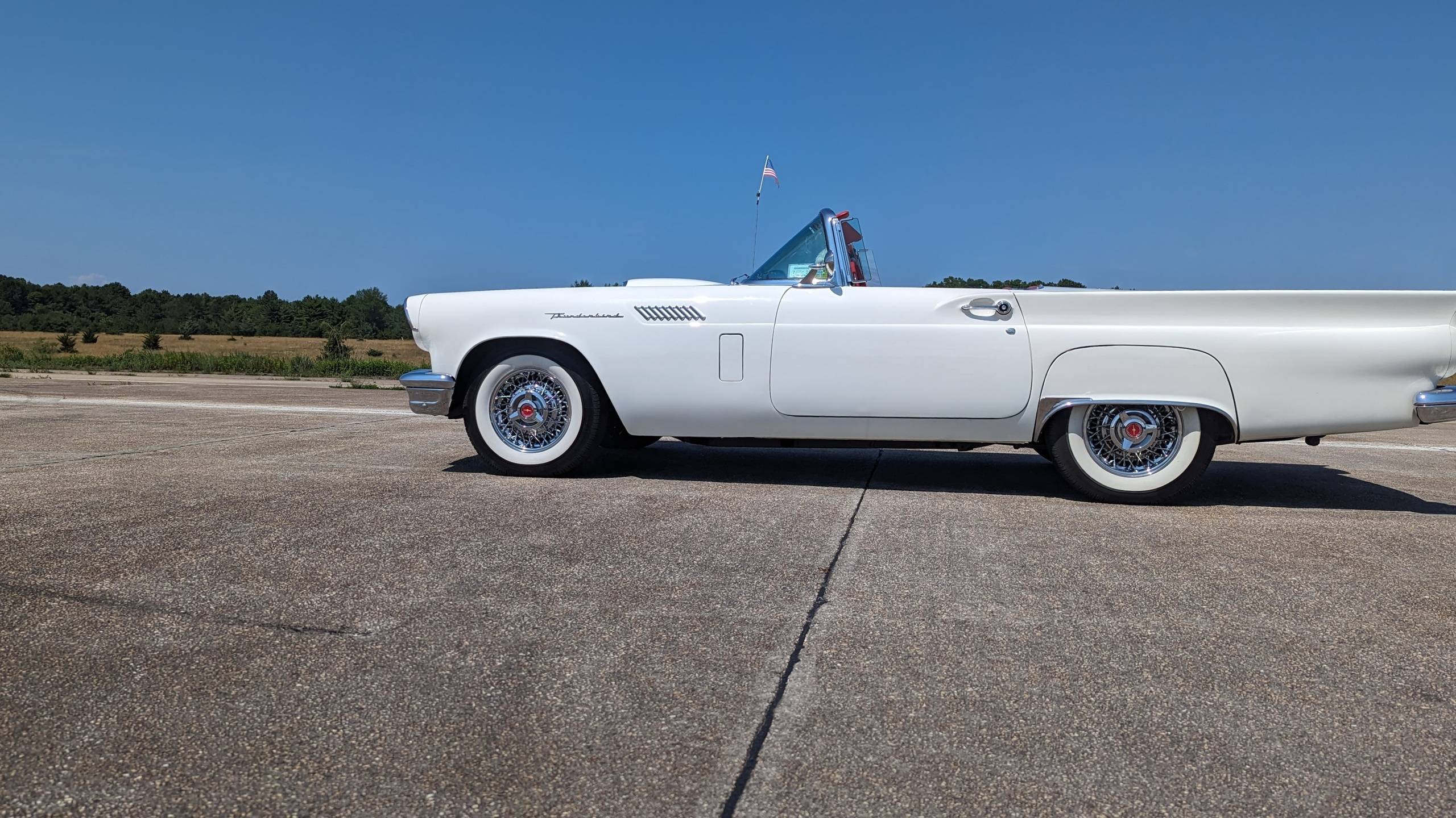 1957 Ford Thunderbird 2