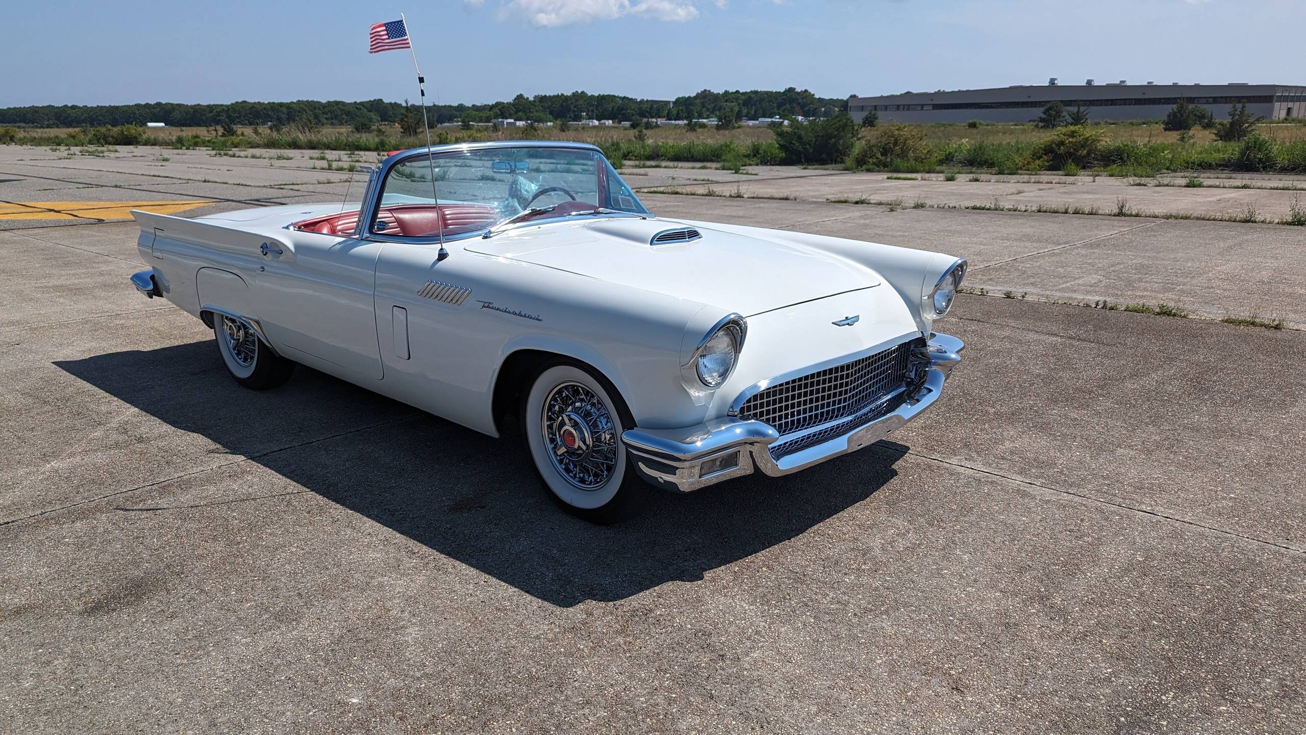1957 Ford Thunderbird 12
