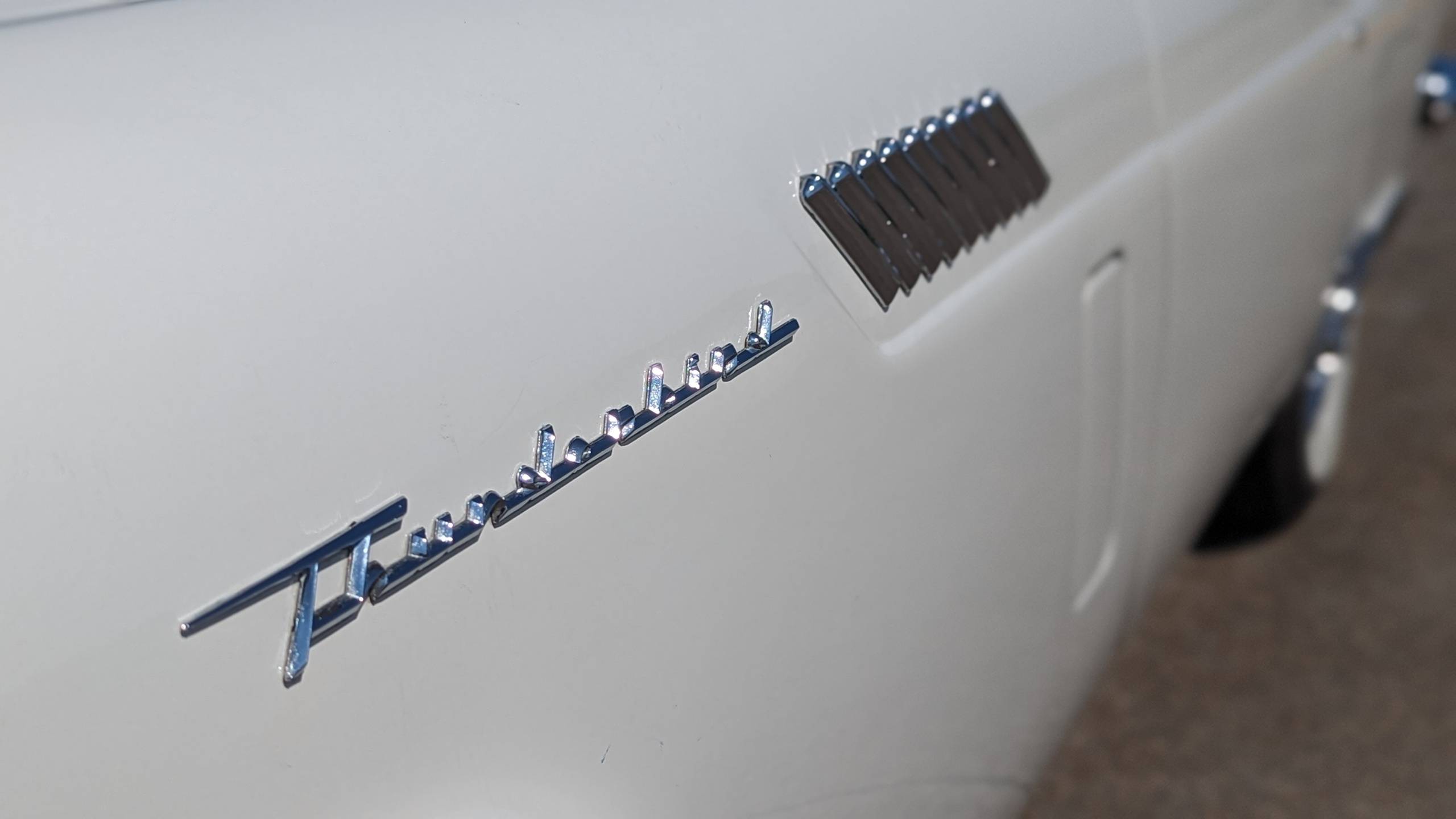 1957 Ford Thunderbird 32
