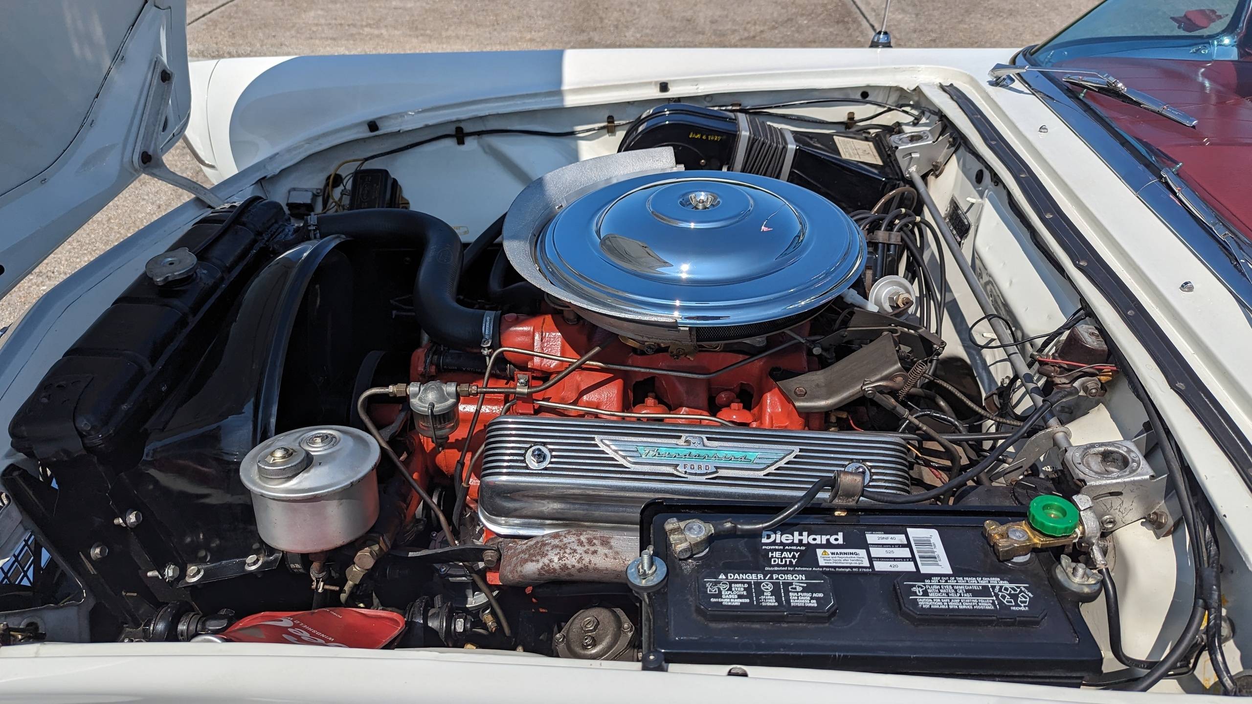 1957 Ford Thunderbird 71