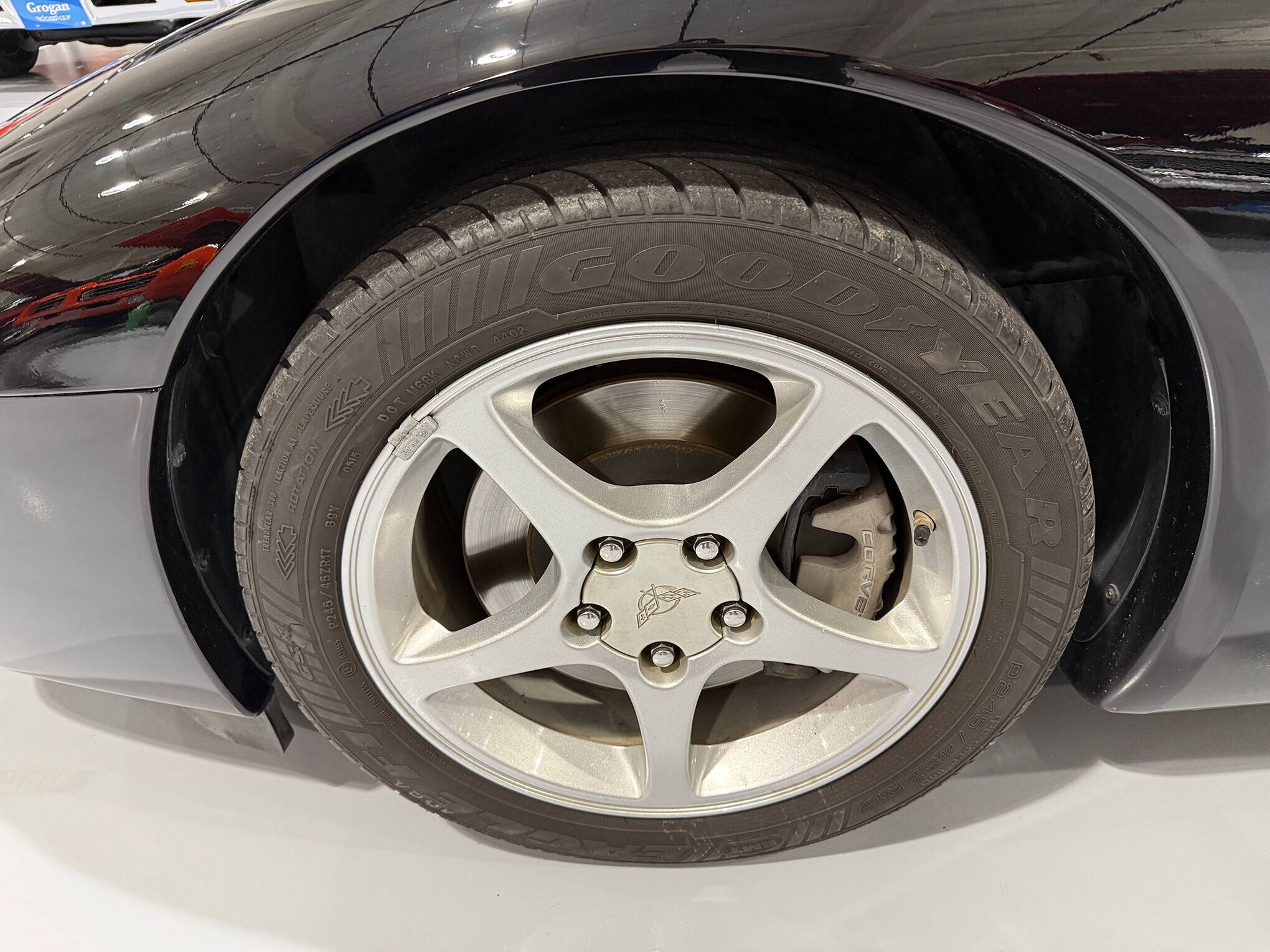 2003 Chevrolet Corvette 16