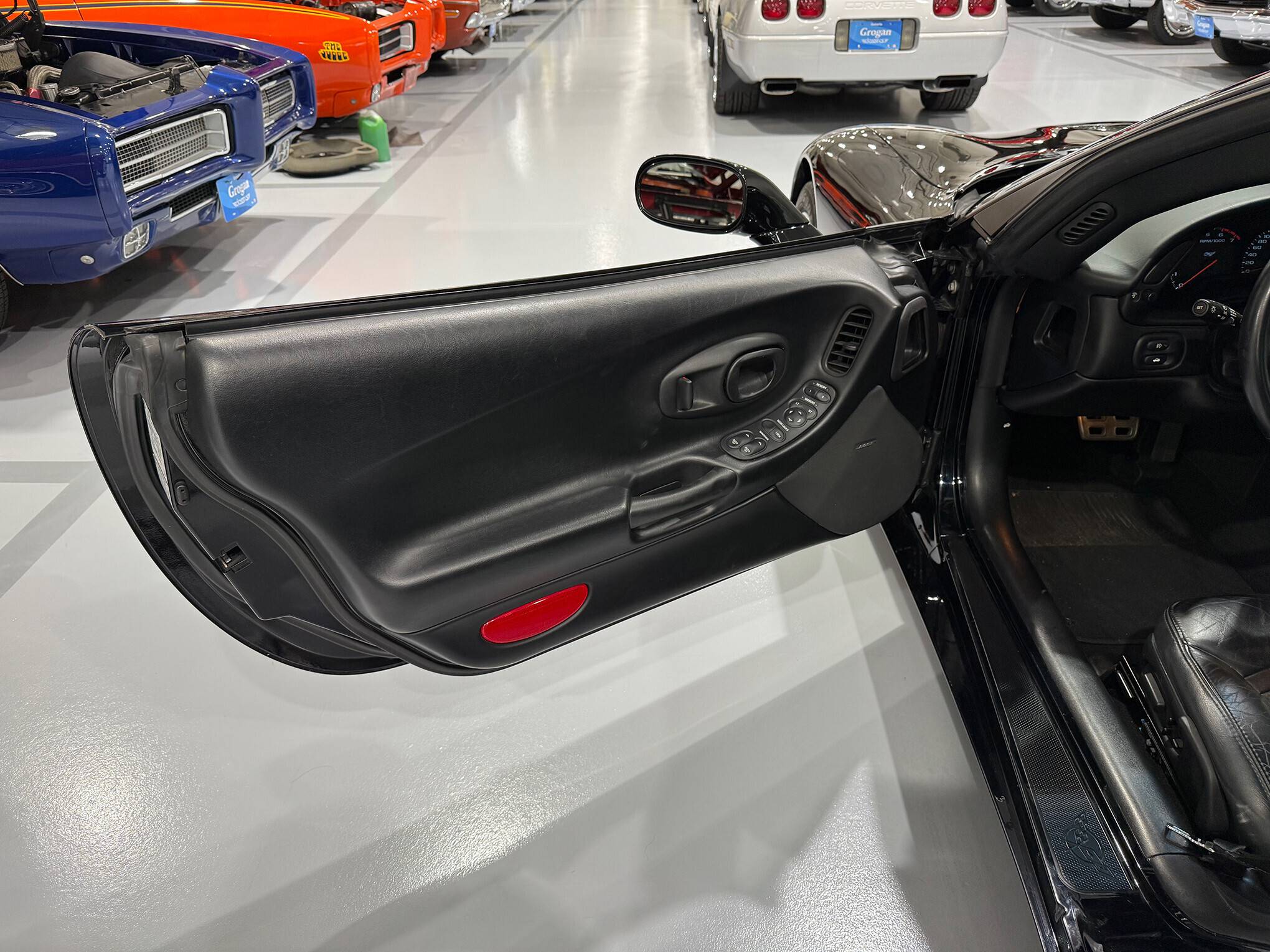 2003 Chevrolet Corvette 20