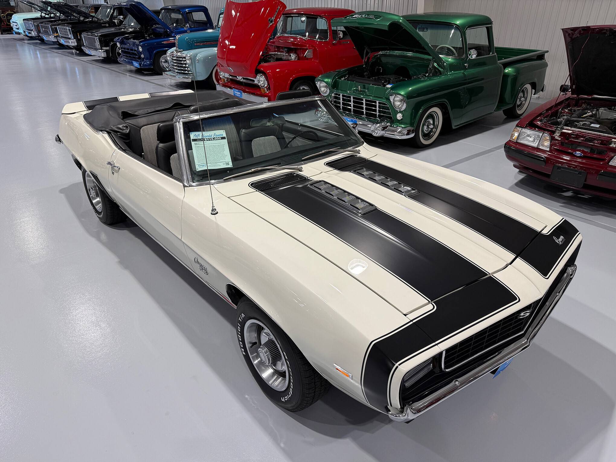 1969 Chevrolet Camaro SS 14