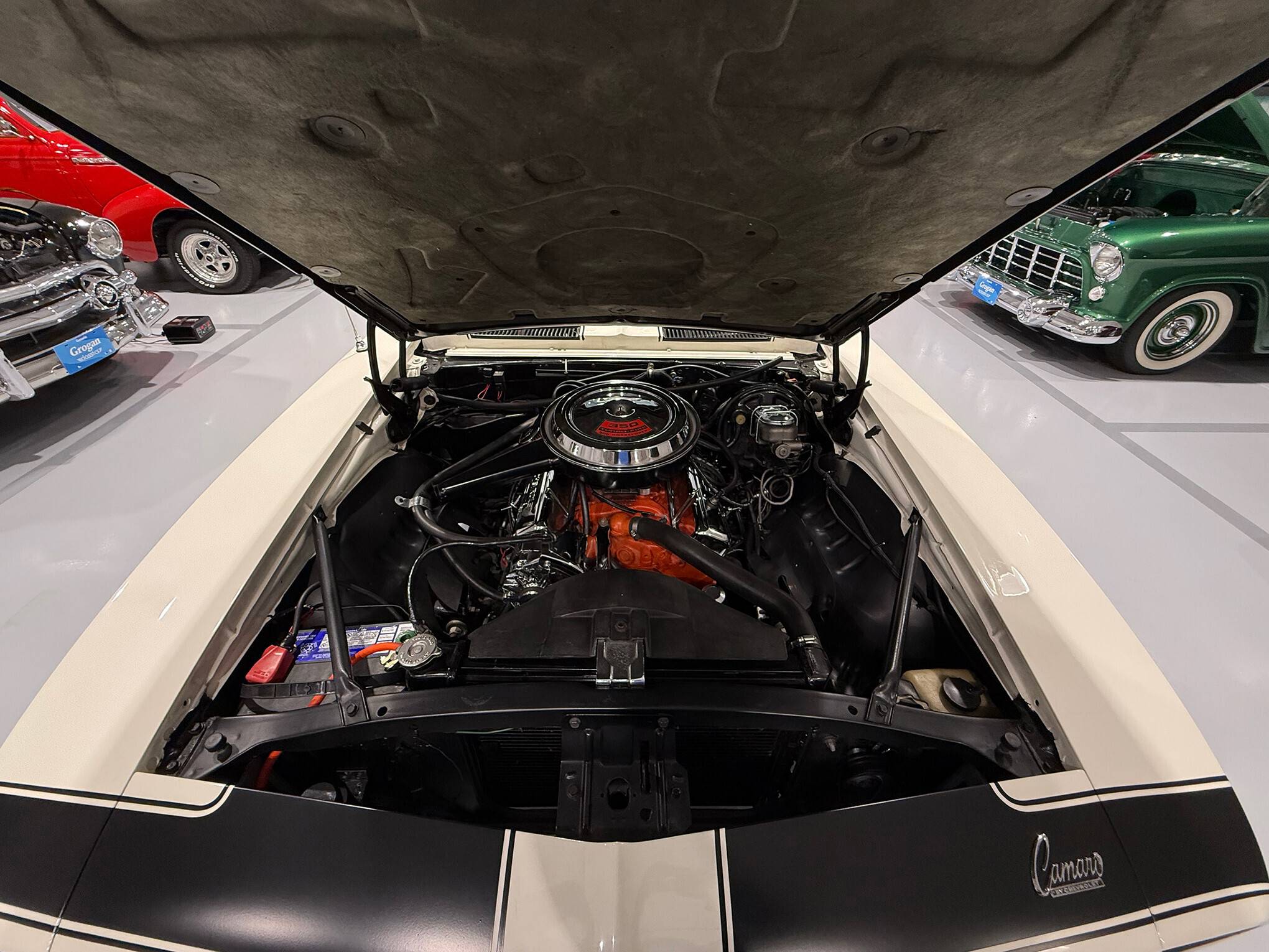 1969 Chevrolet Camaro SS 38