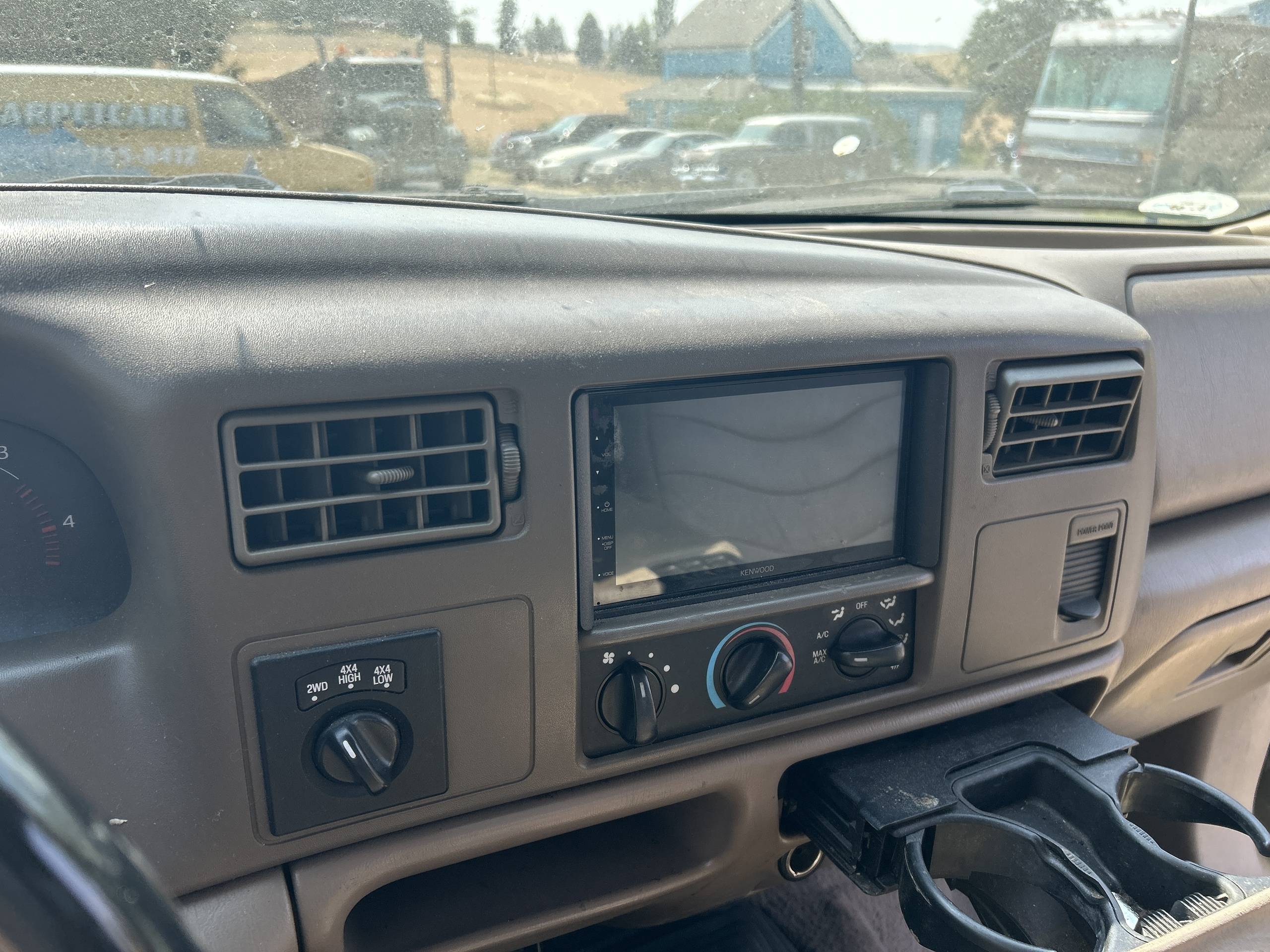 2000 Ford F-350 Super Duty 29