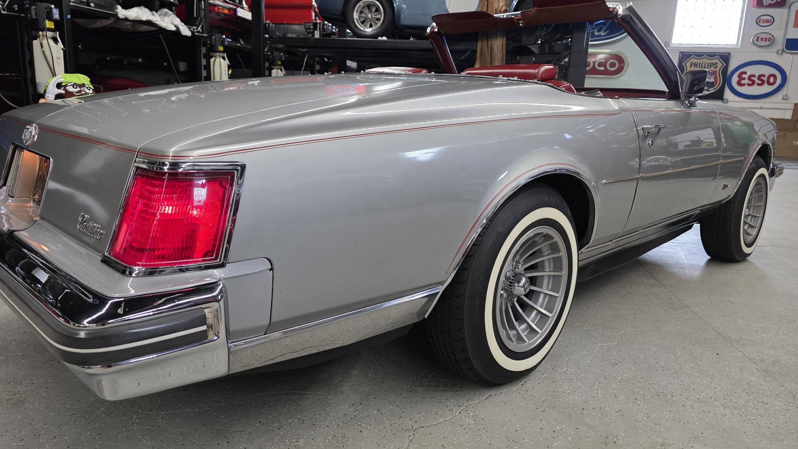 1976 Cadillac Milan 16