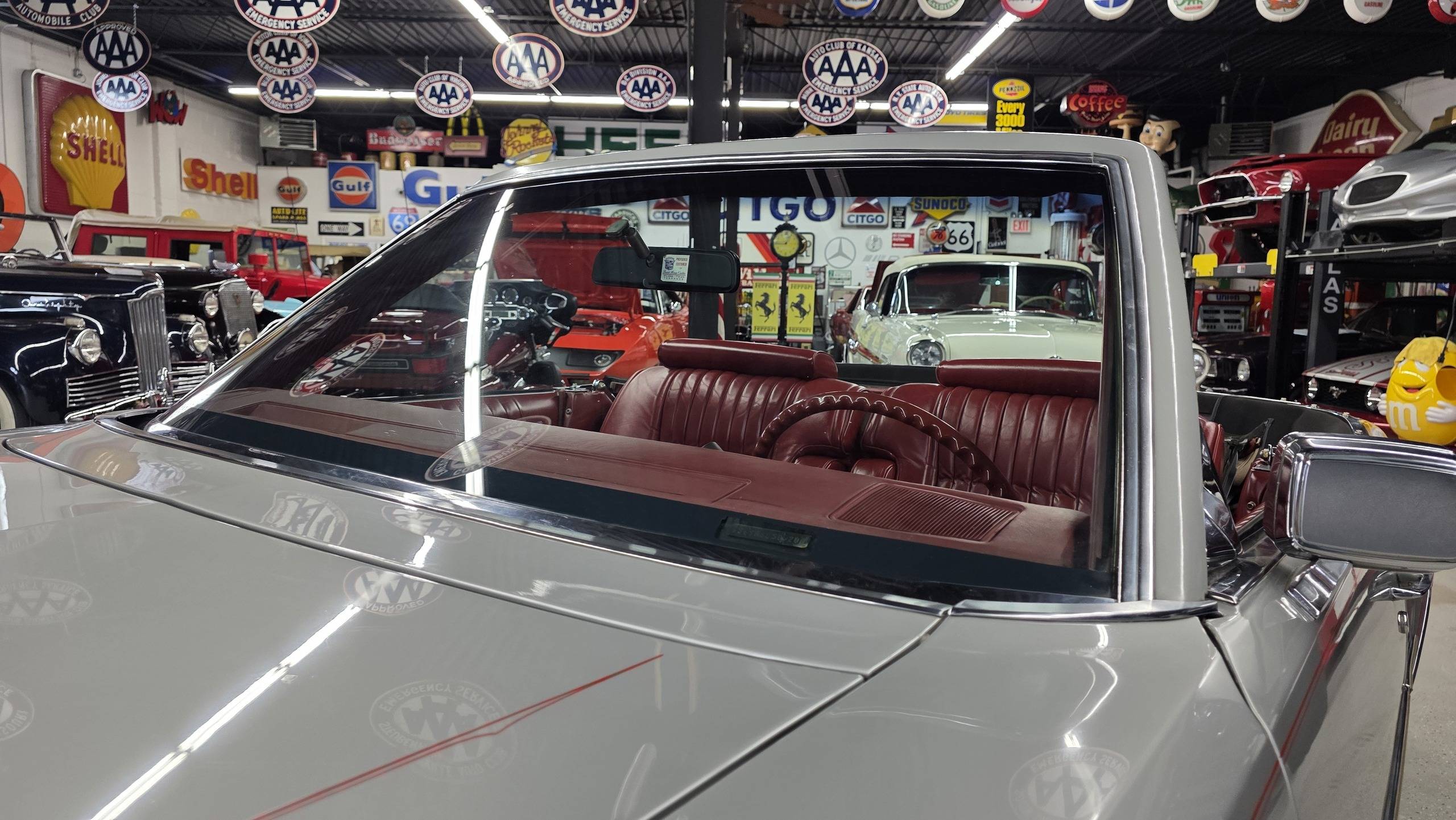 1976 Cadillac Milan 24