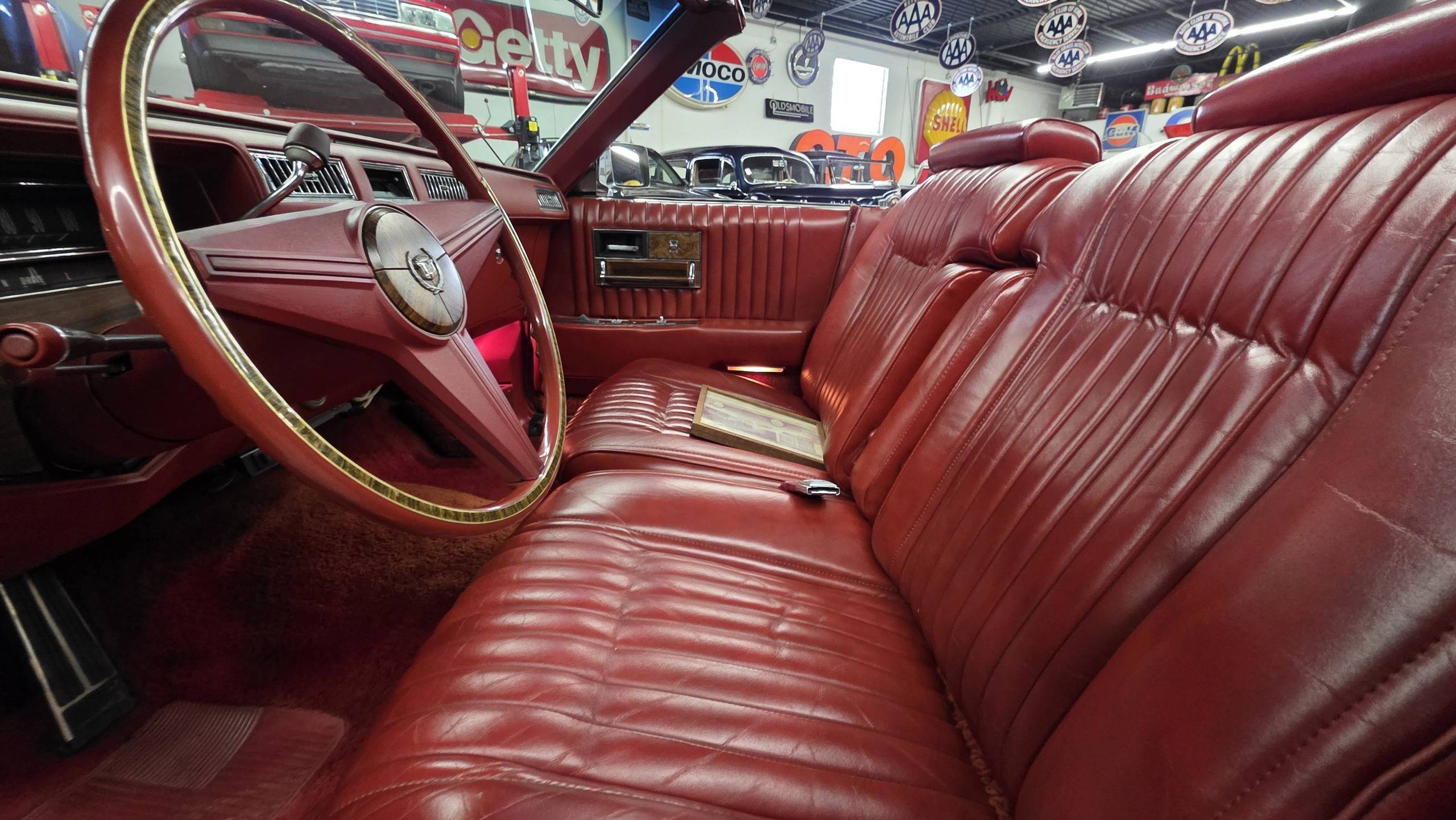 1976 Cadillac Milan 28