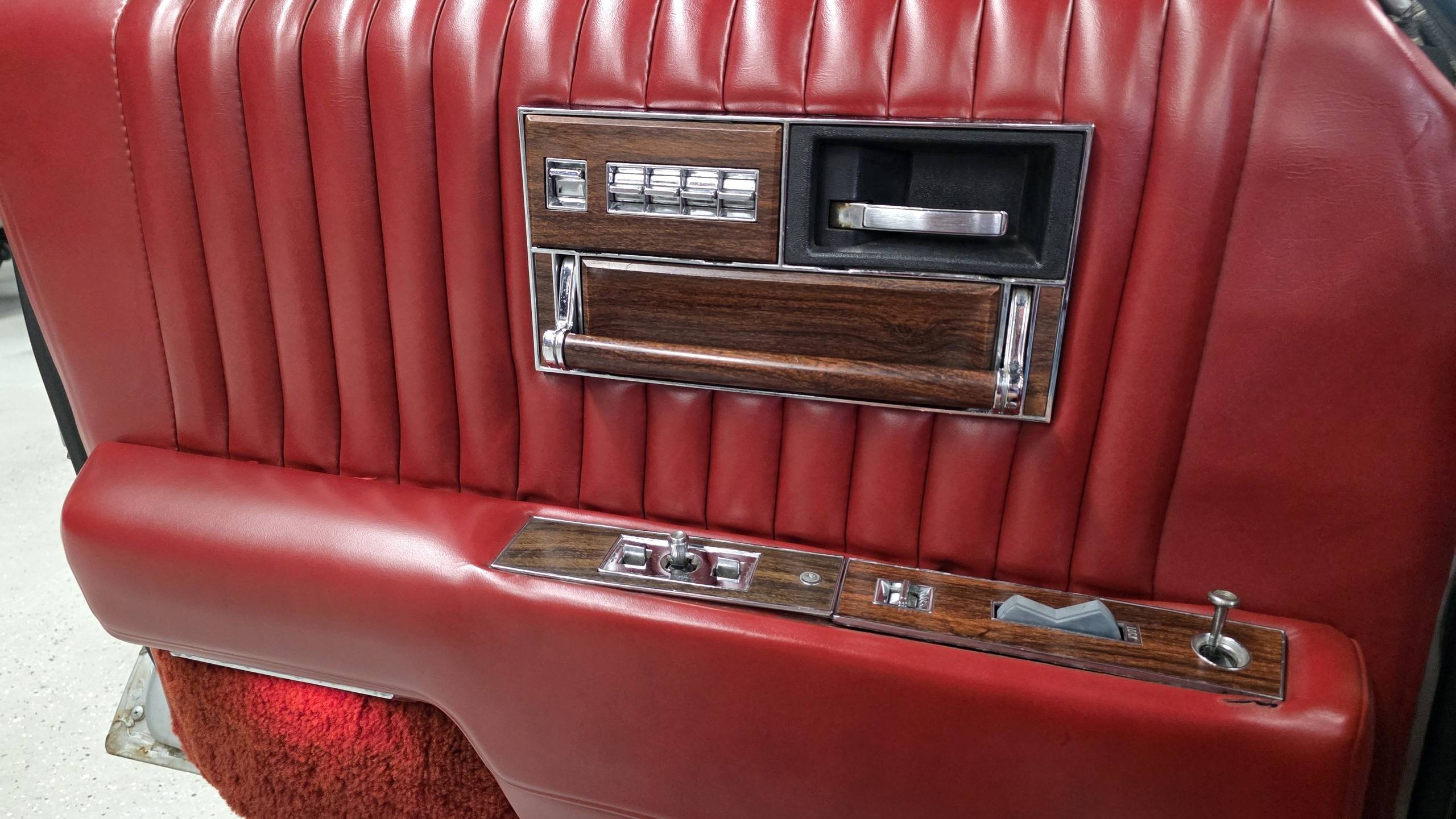 1976 Cadillac Milan 30