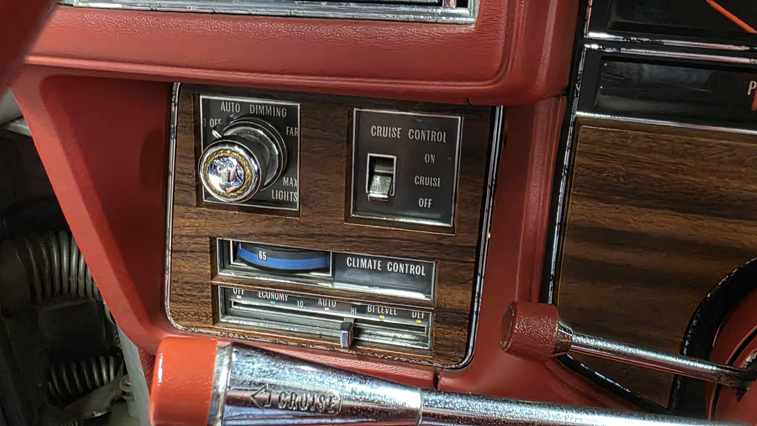 1976 Cadillac Milan 35
