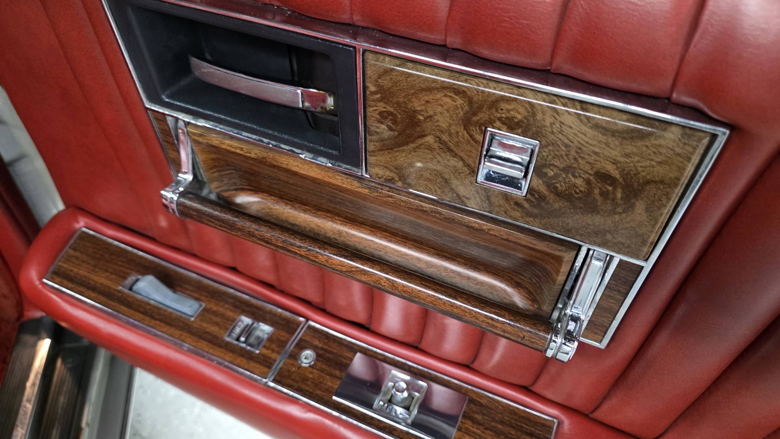 1976 Cadillac Milan 46