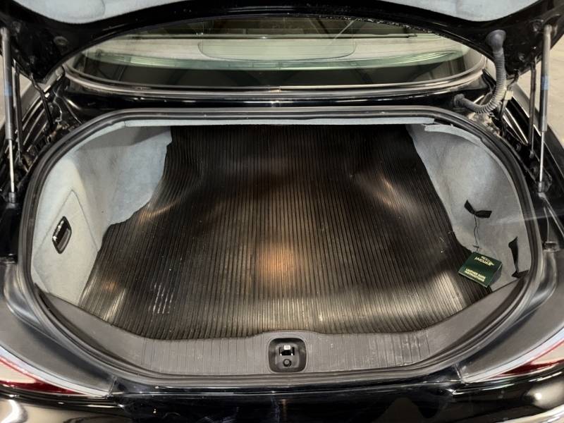 2005 Jaguar Super V8 45