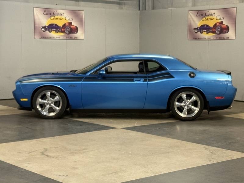 2010 Dodge Challenger 1