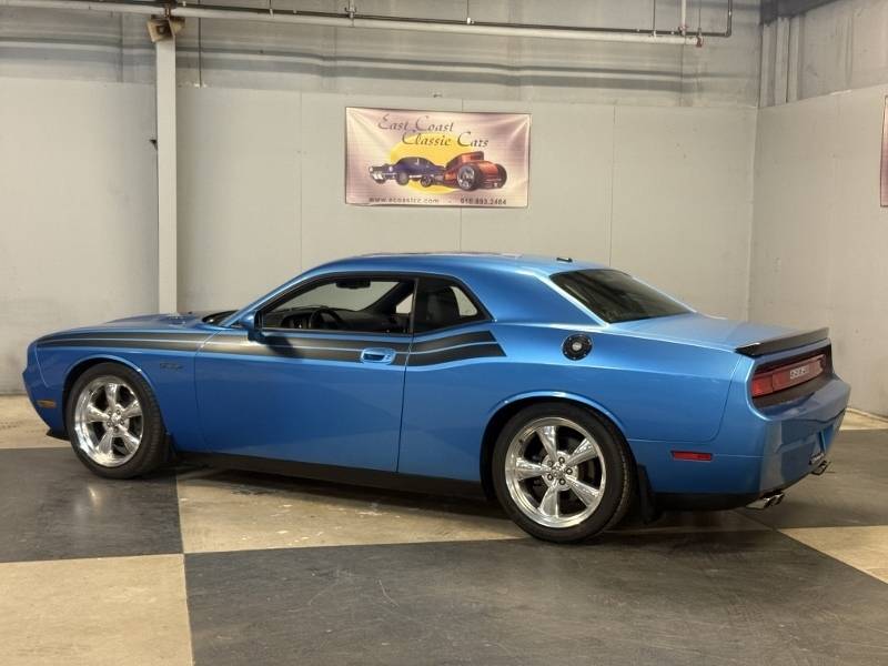 2010 Dodge Challenger 6
