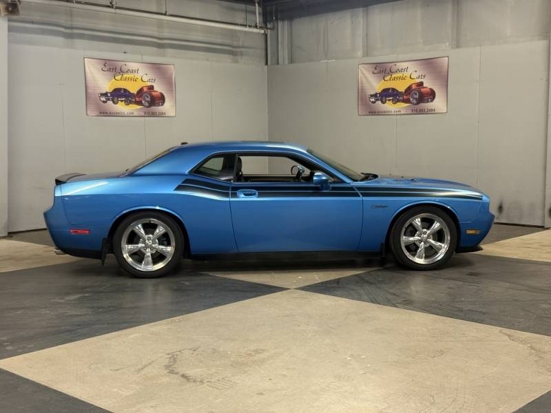 2010 Dodge Challenger 40