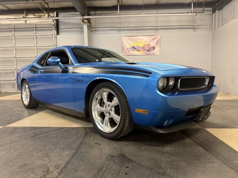 2010 Dodge Challenger 41