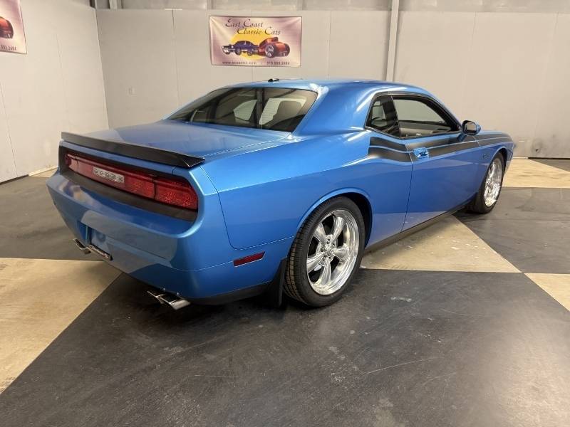 2010 Dodge Challenger 44
