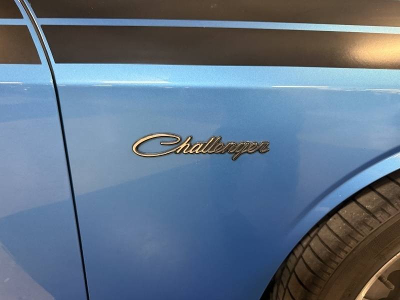 2010 Dodge Challenger 50