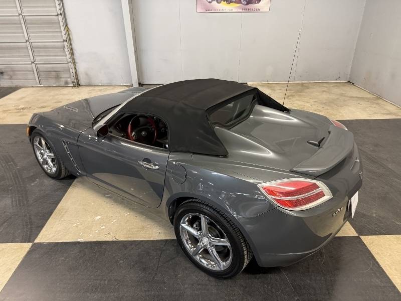 2008 Saturn Sky 3