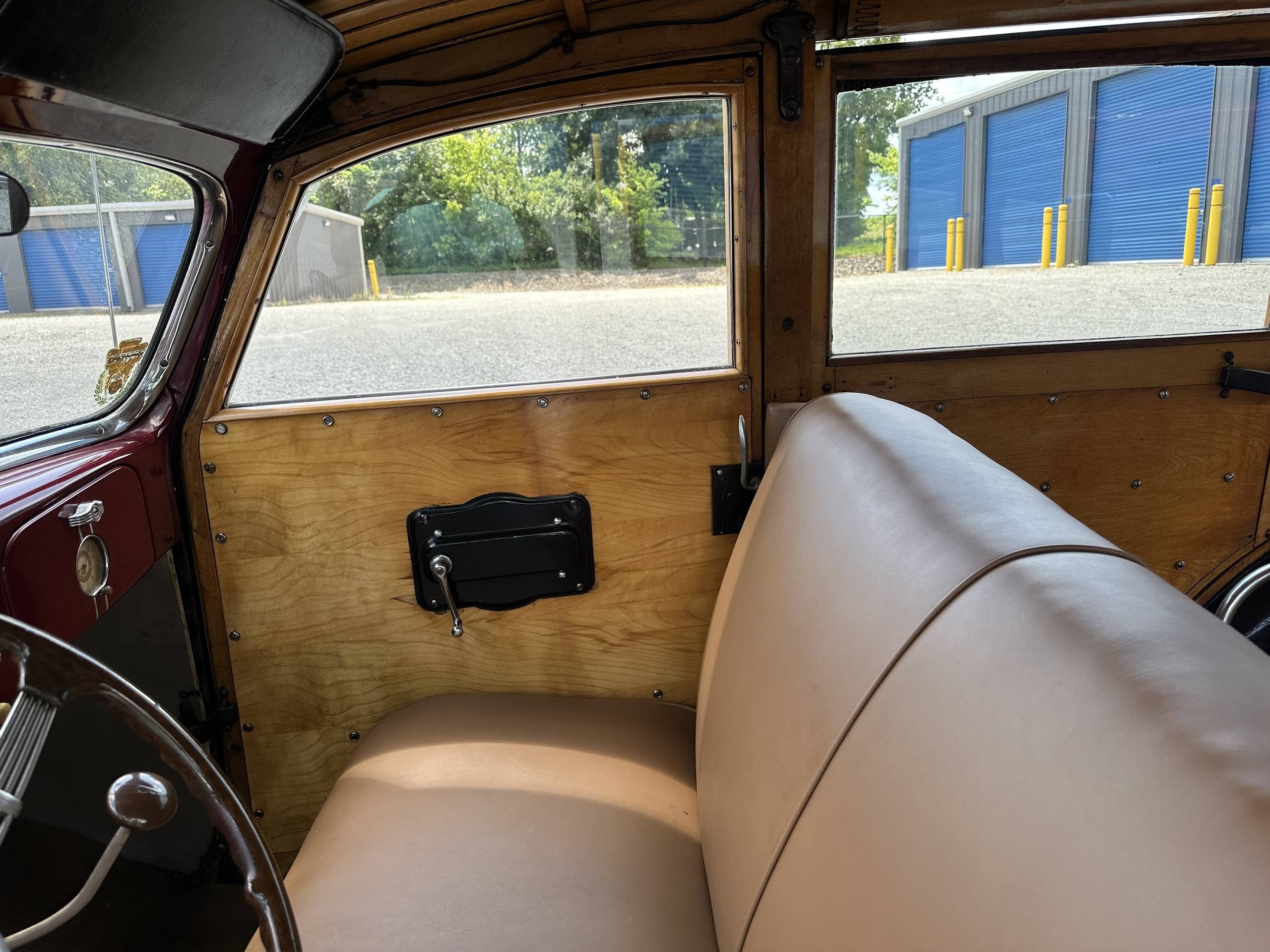 1937 Ford Fodor 29