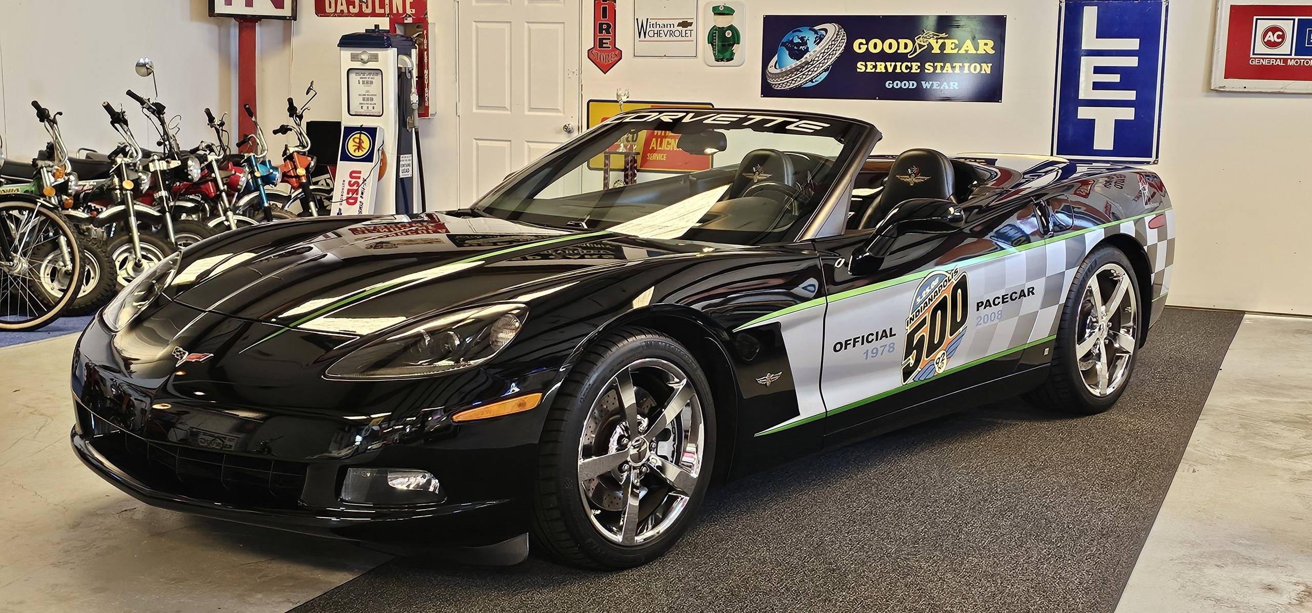 2008 Chevrolet CORVETTE 3LT 19