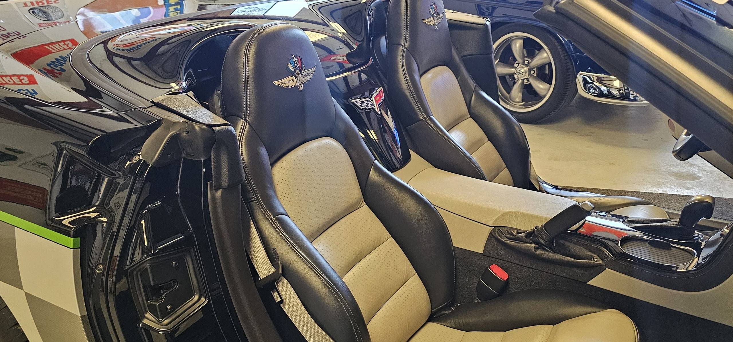 2008 Chevrolet CORVETTE 3LT 37