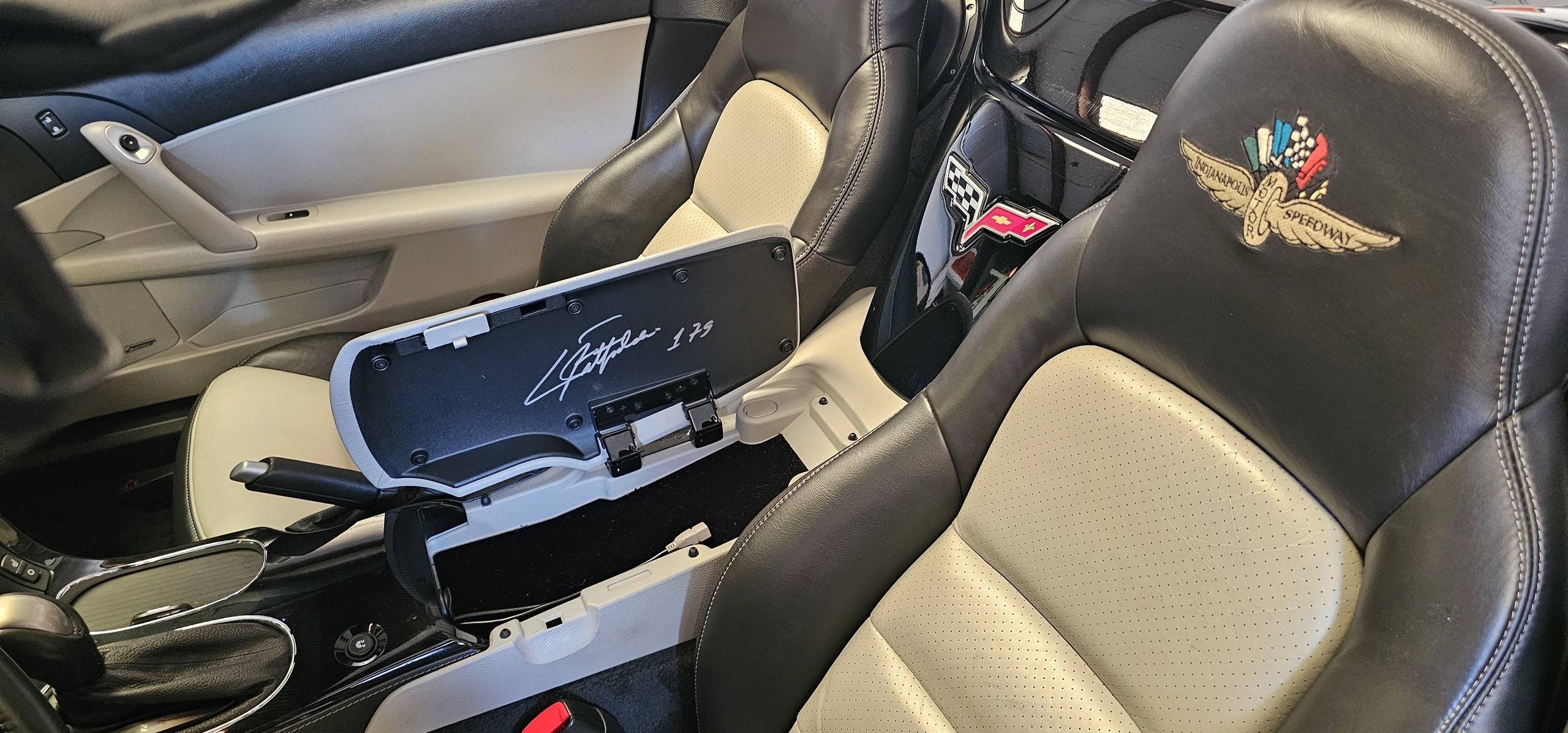 2008 Chevrolet CORVETTE 3LT 64