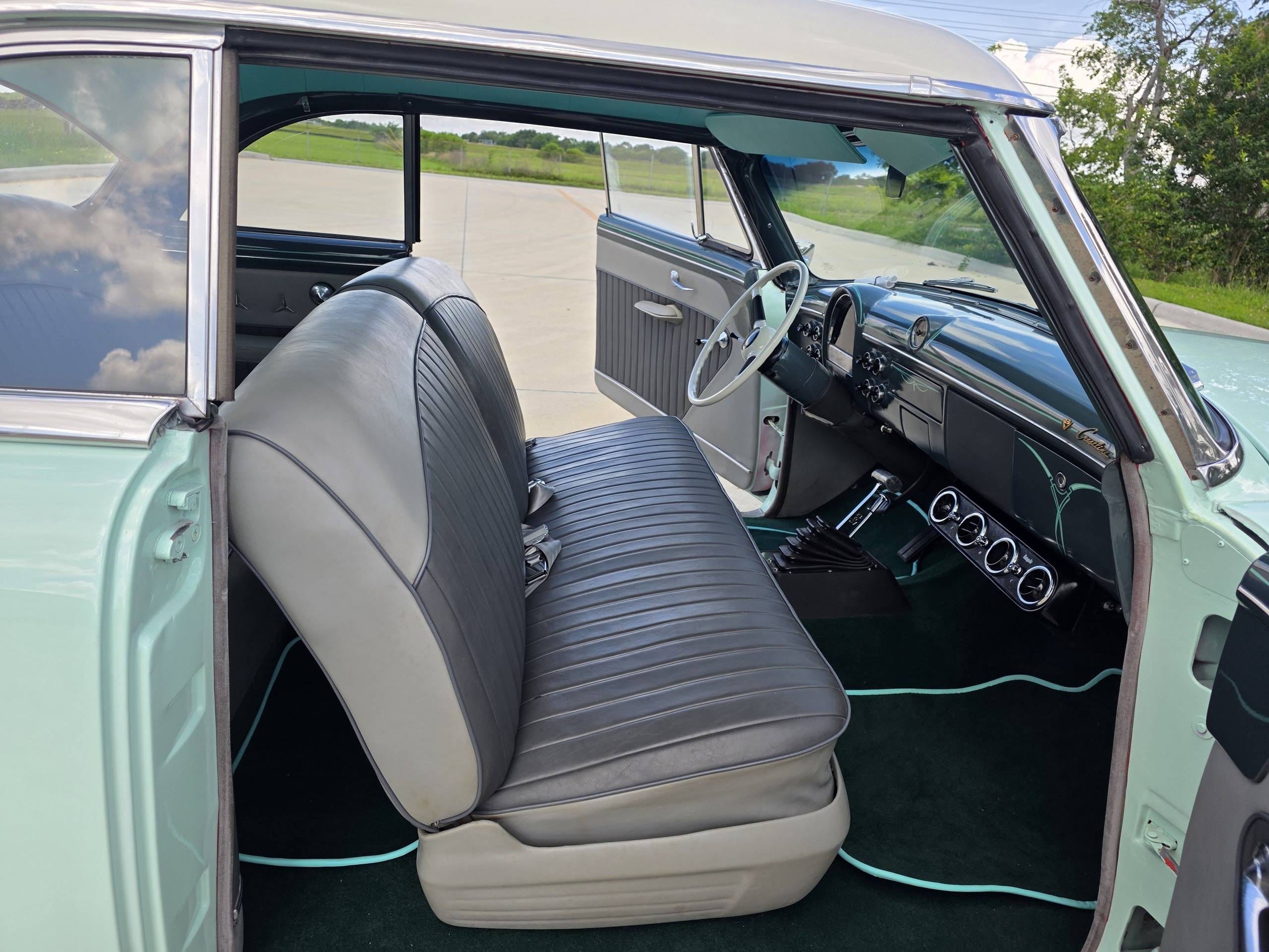 1952 Ford Victoria 5