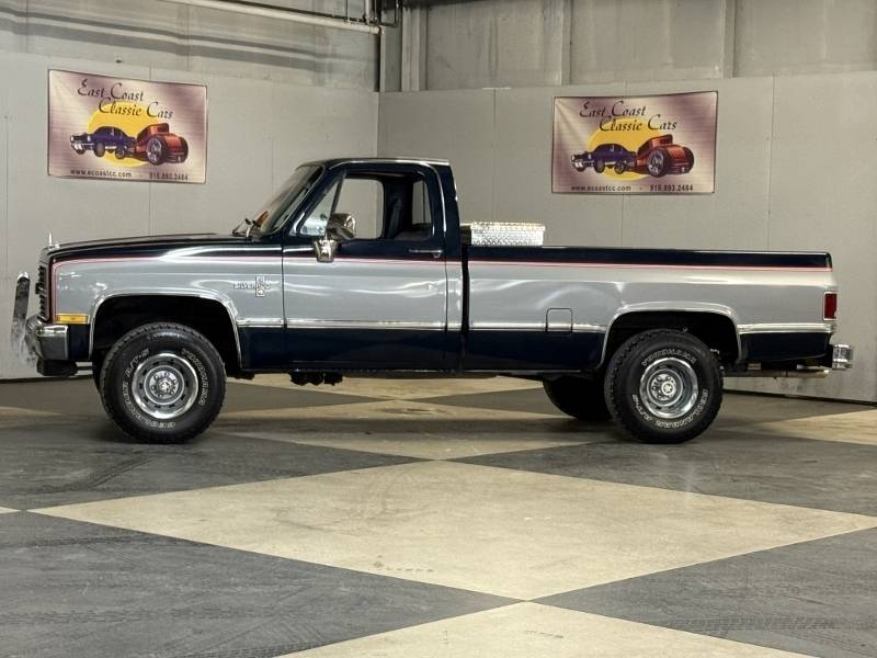 1984 Chevrolet Silverado 2