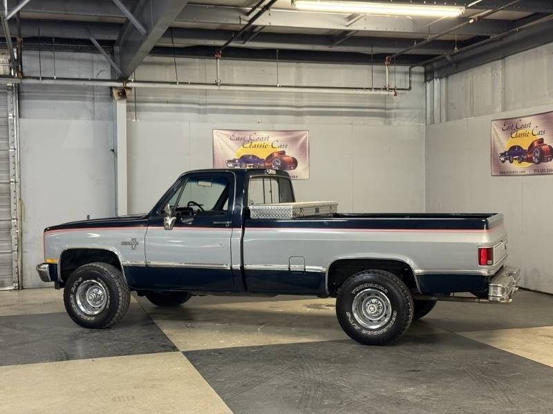 1984 Chevrolet Silverado 8
