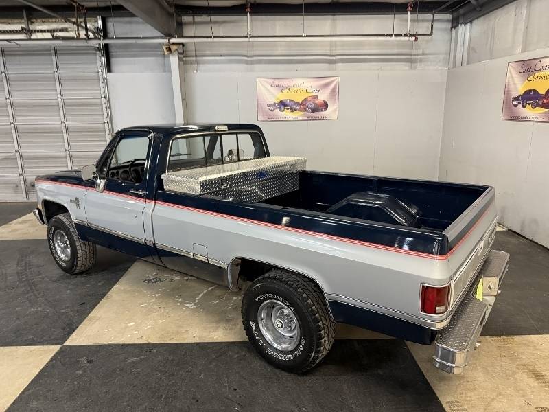 1984 Chevrolet Silverado 9
