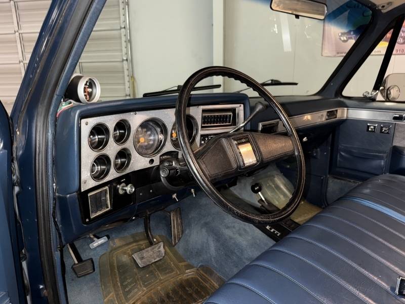 1984 Chevrolet Silverado 28