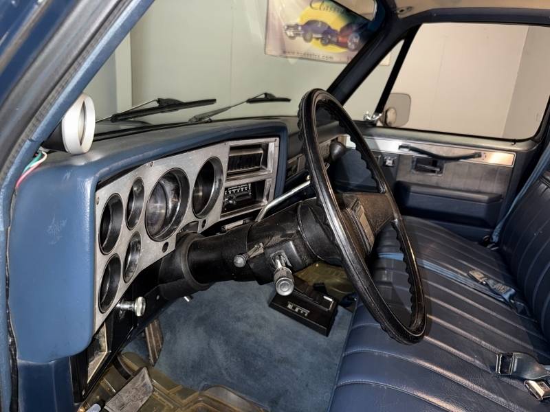 1984 Chevrolet Silverado 29