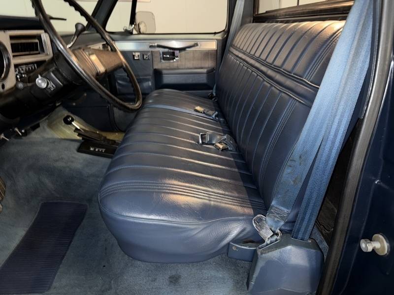 1984 Chevrolet Silverado 34