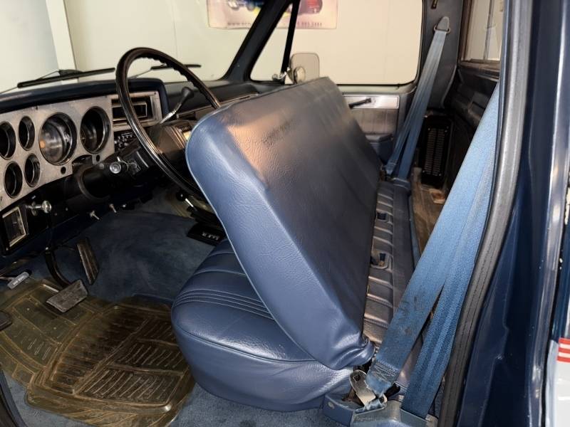 1984 Chevrolet Silverado 37