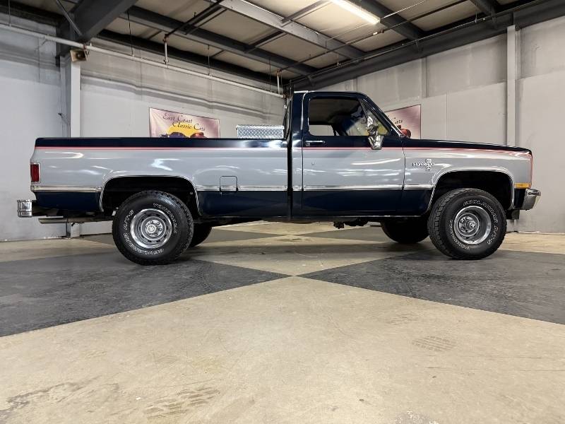 1984 Chevrolet Silverado 68