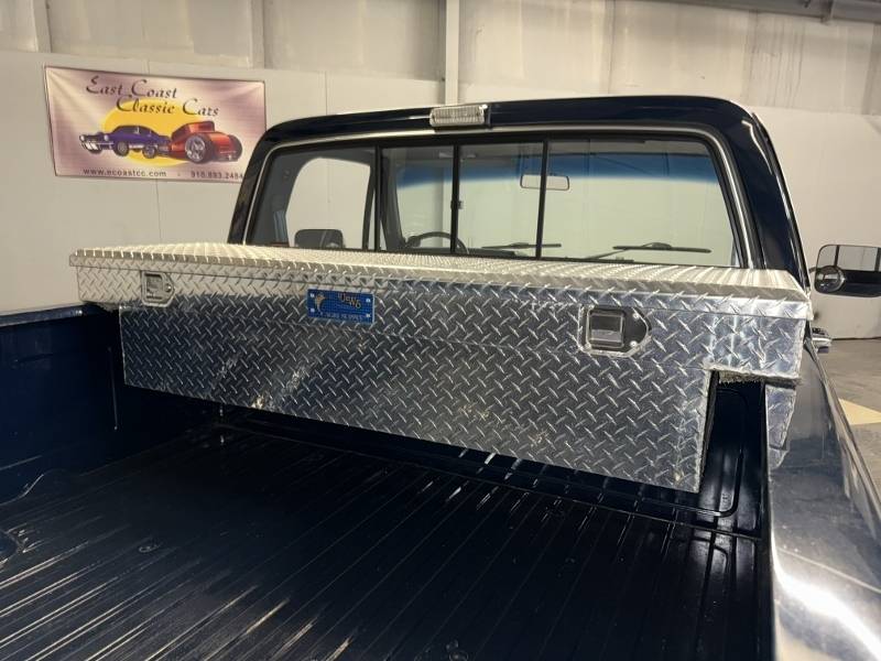 1984 Chevrolet Silverado 75