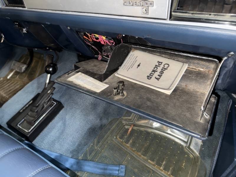 1984 Chevrolet Silverado 77