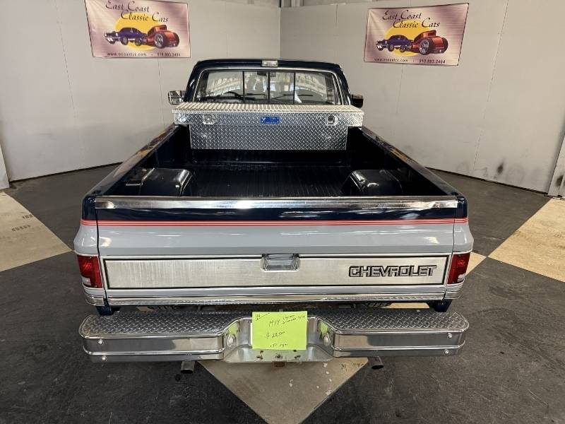 1984 Chevrolet Silverado 82