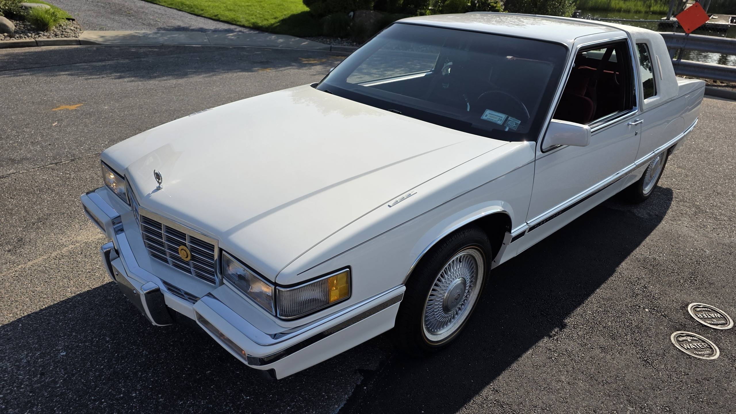 1992 Cadillac Fleetwood 9