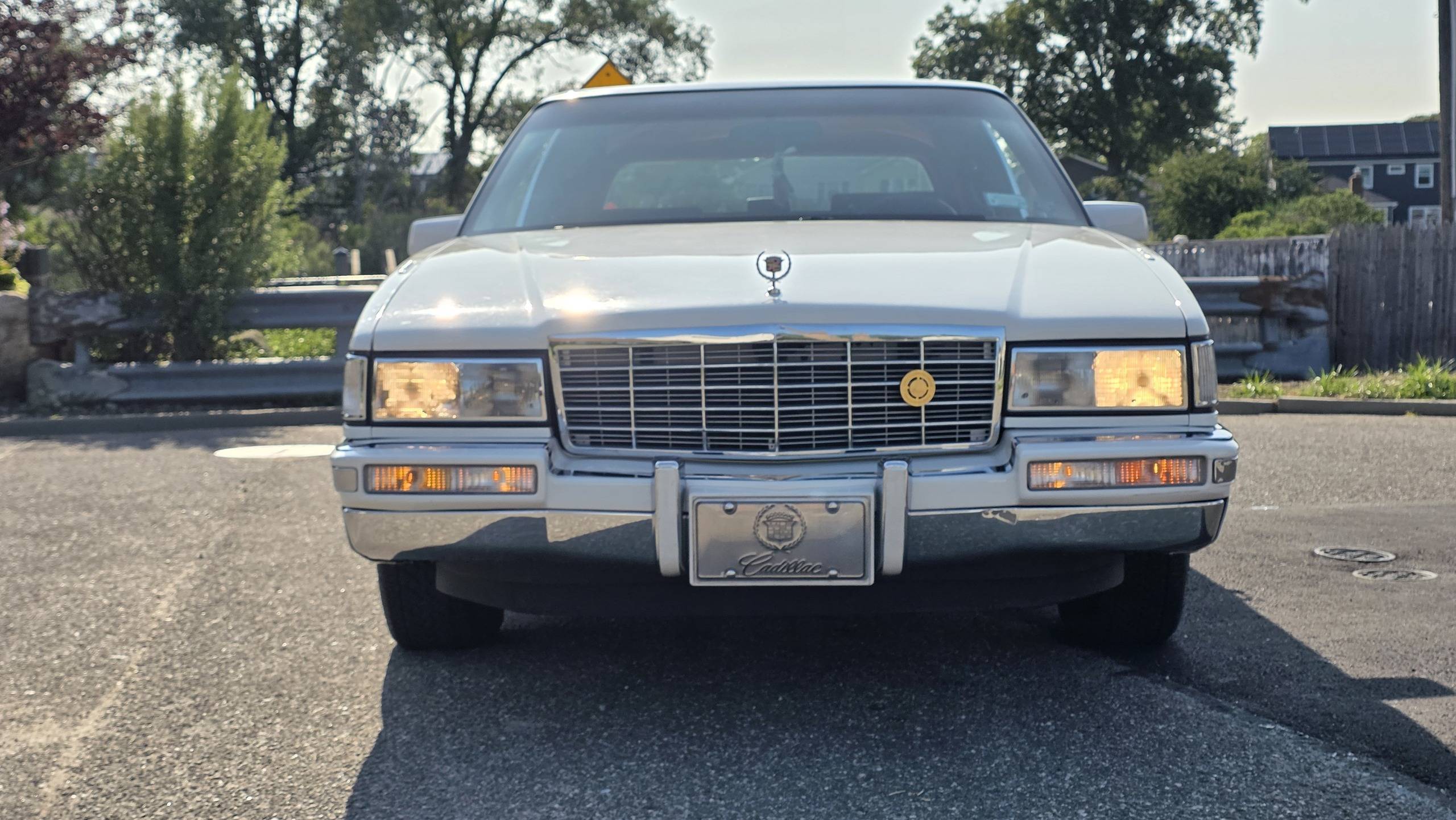 1992 Cadillac Fleetwood 10