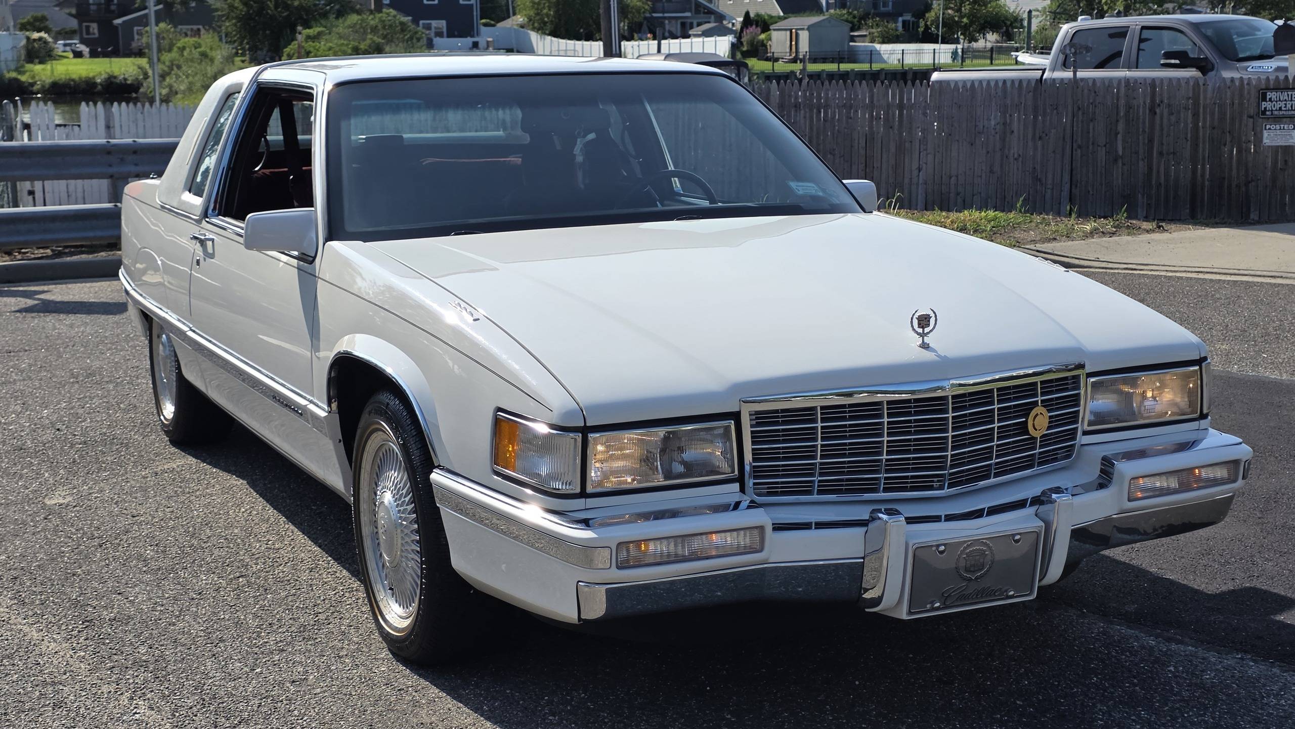 1992 Cadillac Fleetwood 11