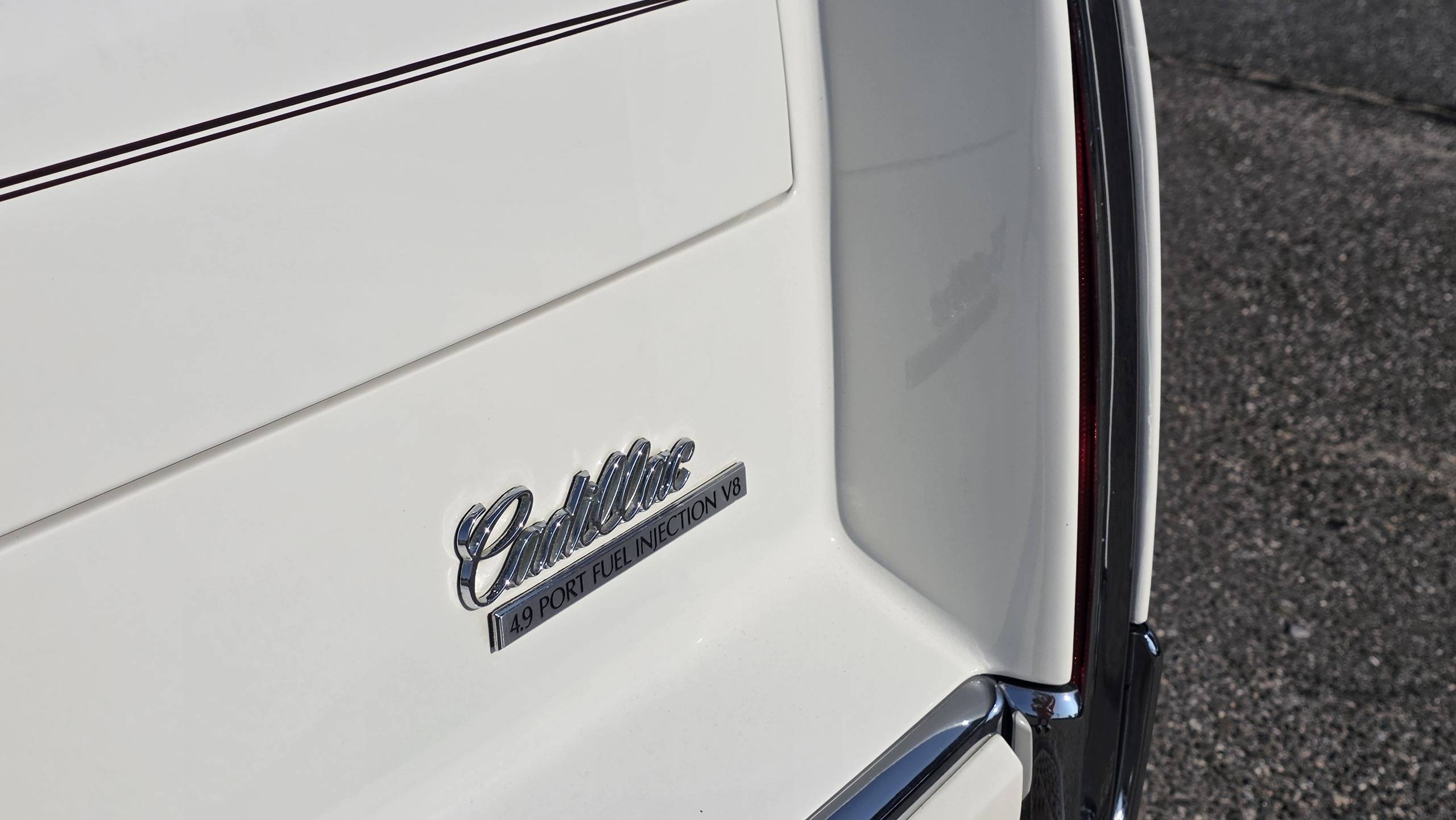 1992 Cadillac Fleetwood 18