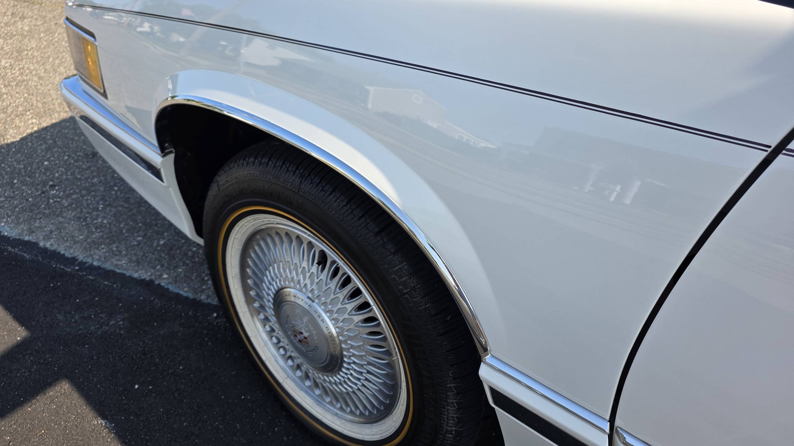 1992 Cadillac Fleetwood 22
